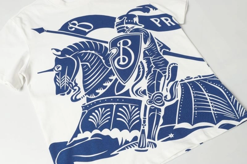 Unisex Burberry T-Shirts 102517