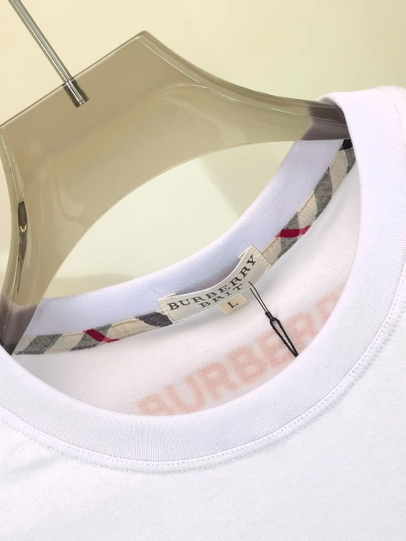 Burberry T-Shirts Sporty 102510