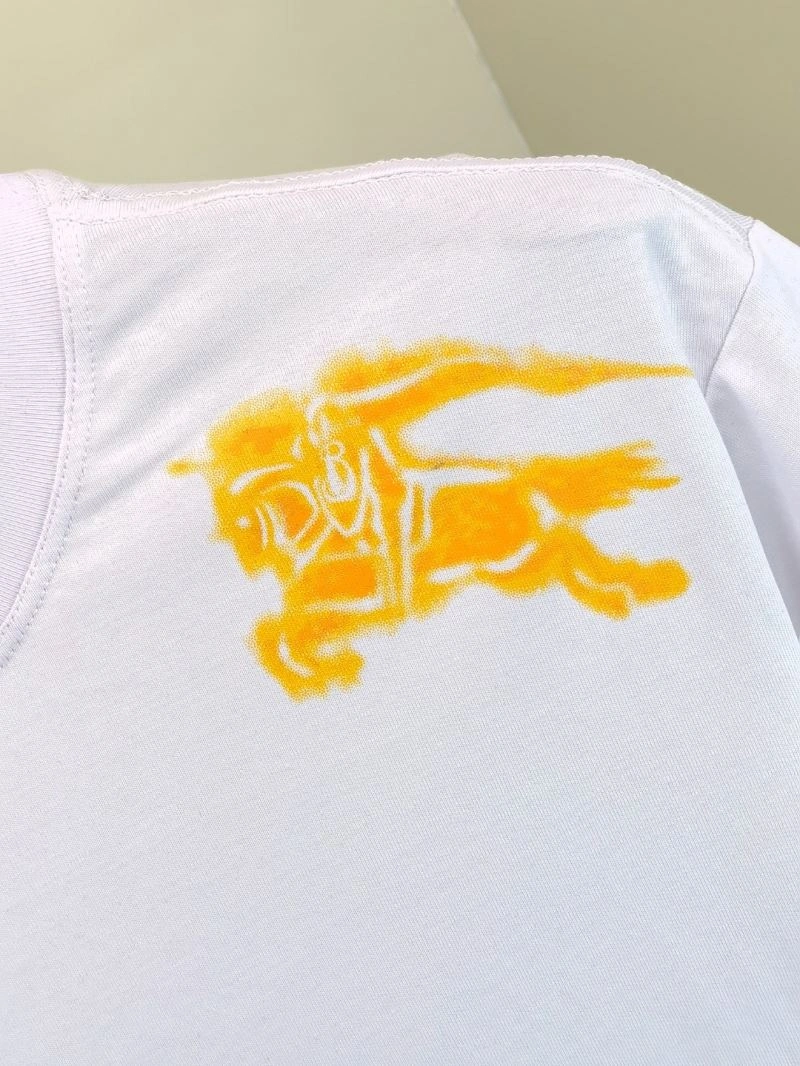 Burberry T-Shirts Sporty 102510