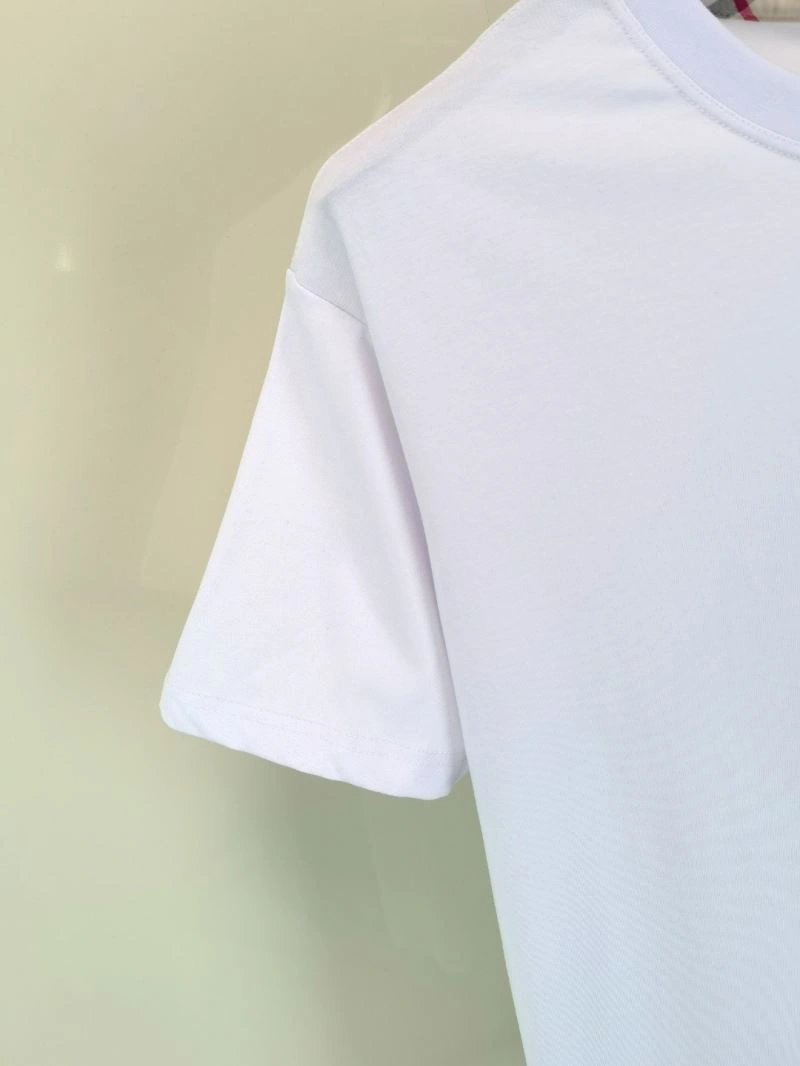 Burberry T-Shirts Sporty 102510