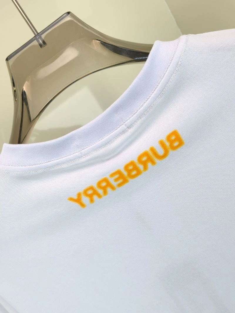 Burberry T-Shirts Sporty 102510