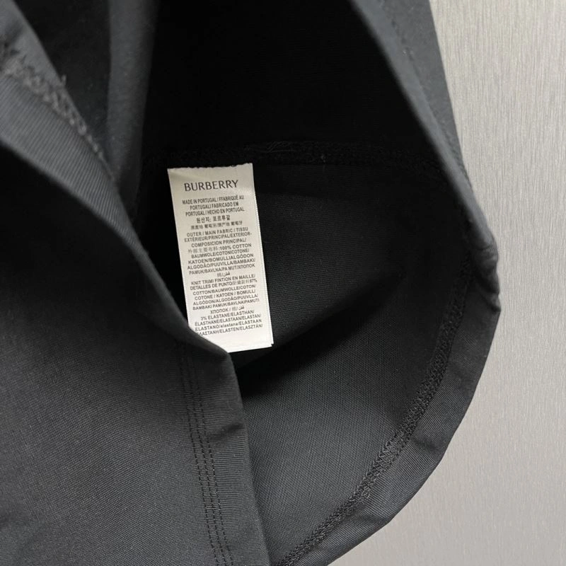 Refined Burberry T-Shirts 102534