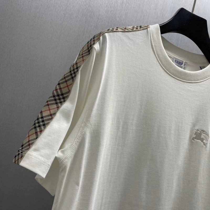 Burberry T-Shirts Resilient 102501
