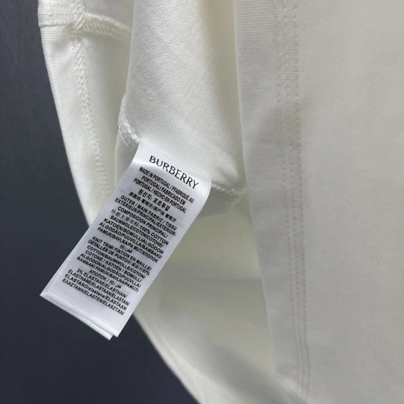 Burberry T-Shirts Resilient 102501