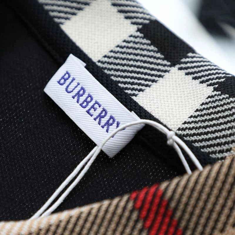 Burberry T-Shirts Lightweight 102499