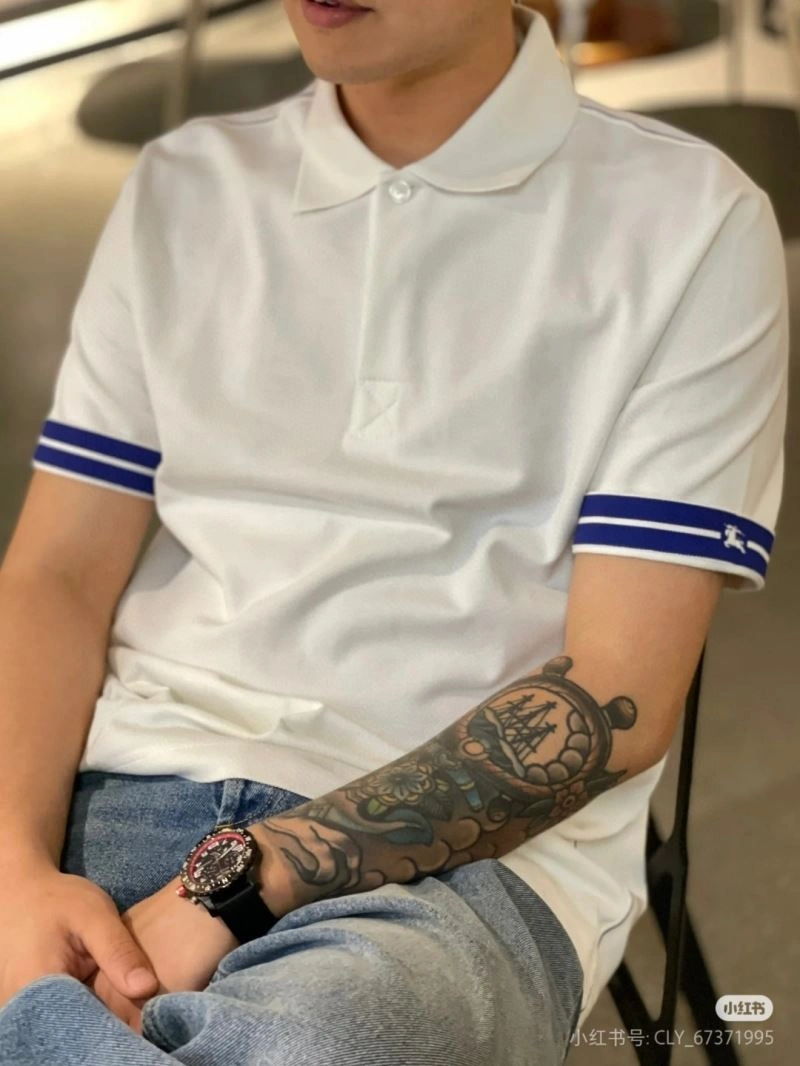 Sleek Burberry T-Shirts 102493