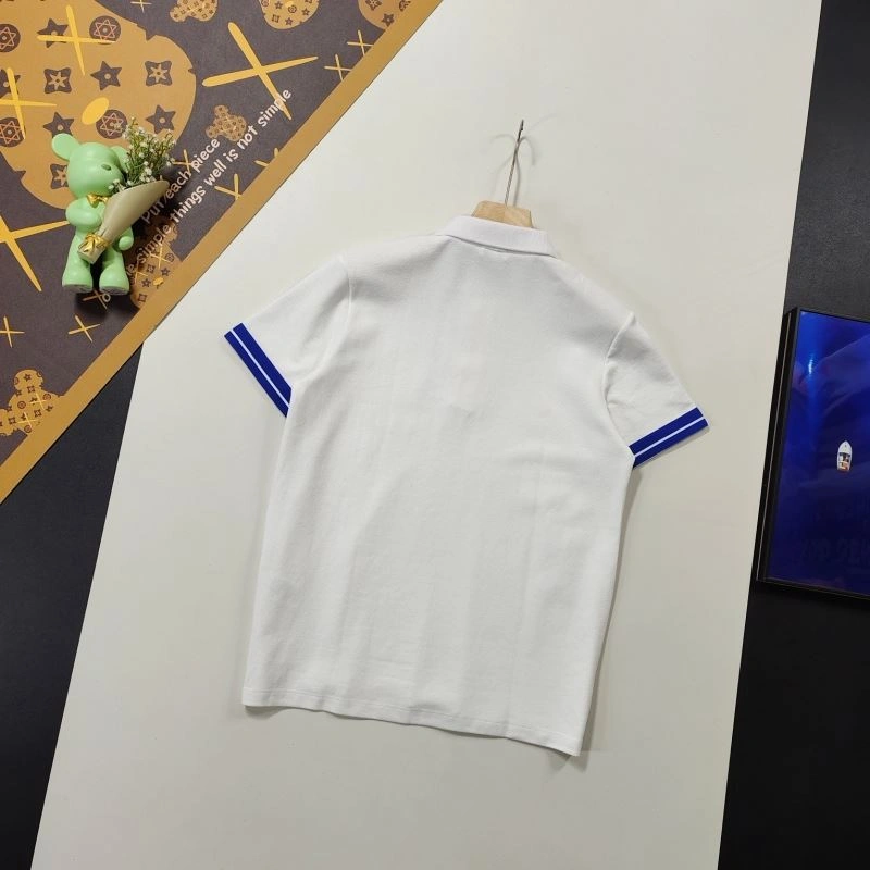 Sleek Burberry T-Shirts 102493