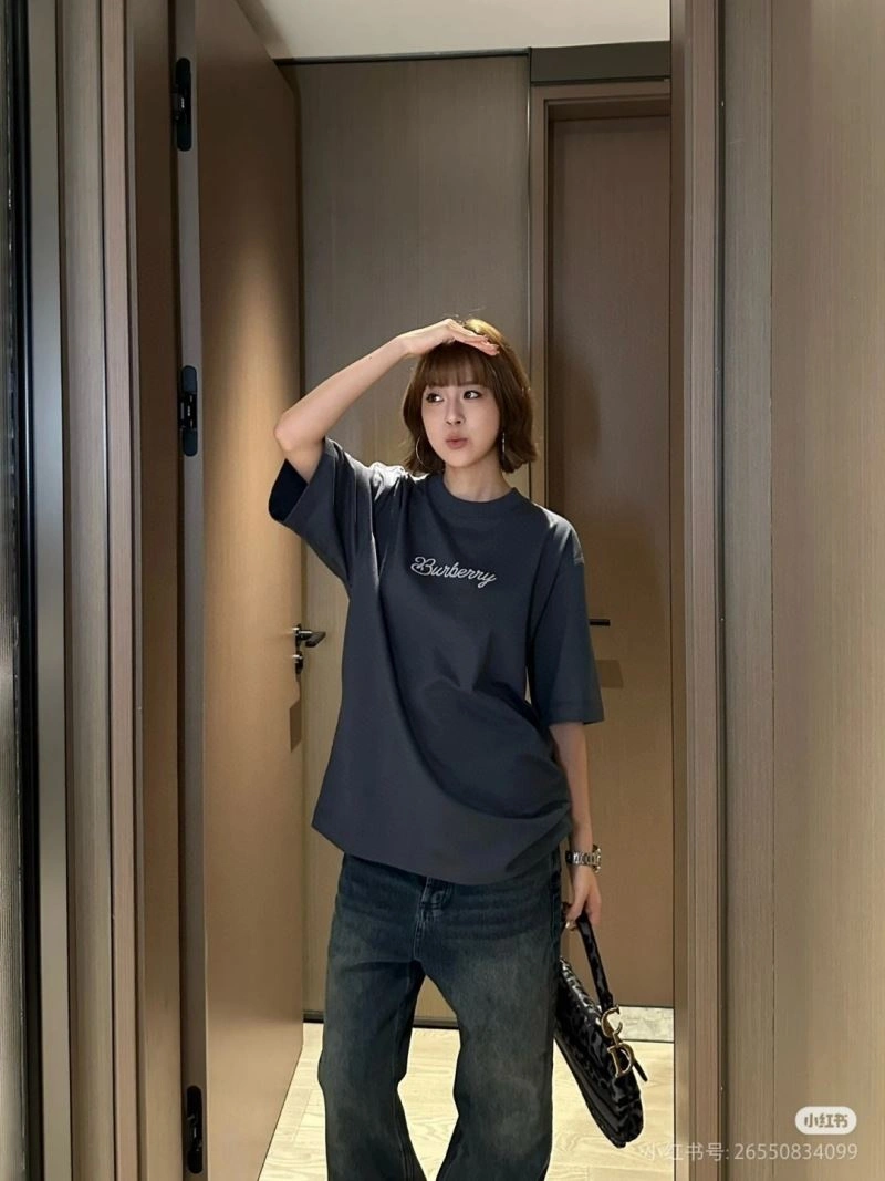 Burberry T-Shirts Flexible 102492