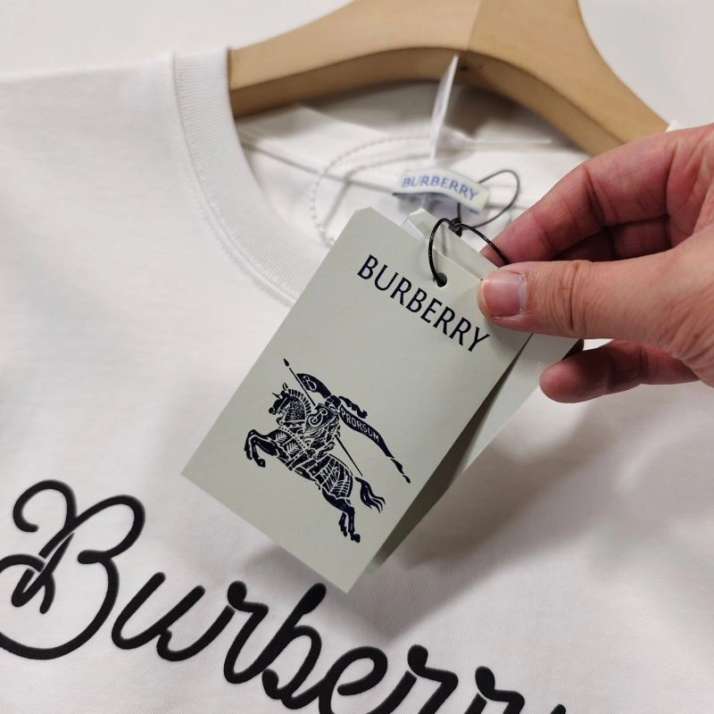 Burberry T-Shirts Flexible 102492