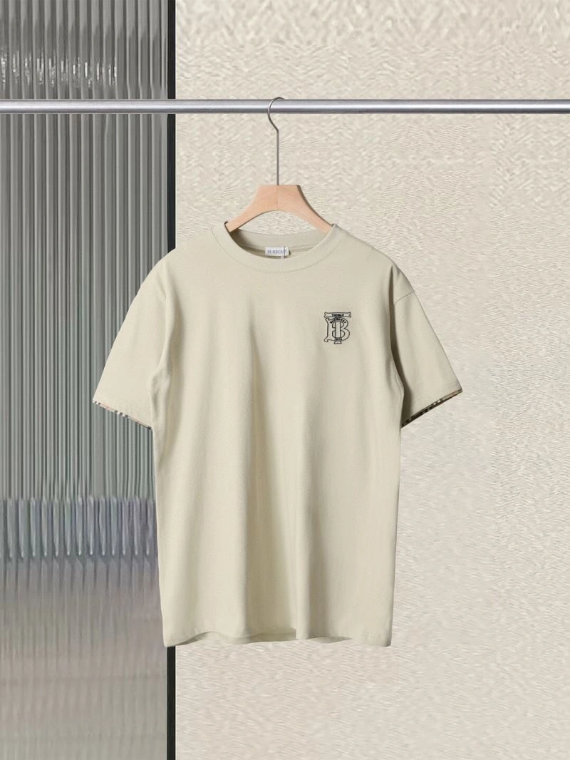 Burberry T-Shirts Versatile 102490