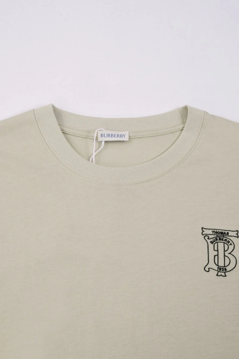 Burberry T-Shirts Versatile 102490