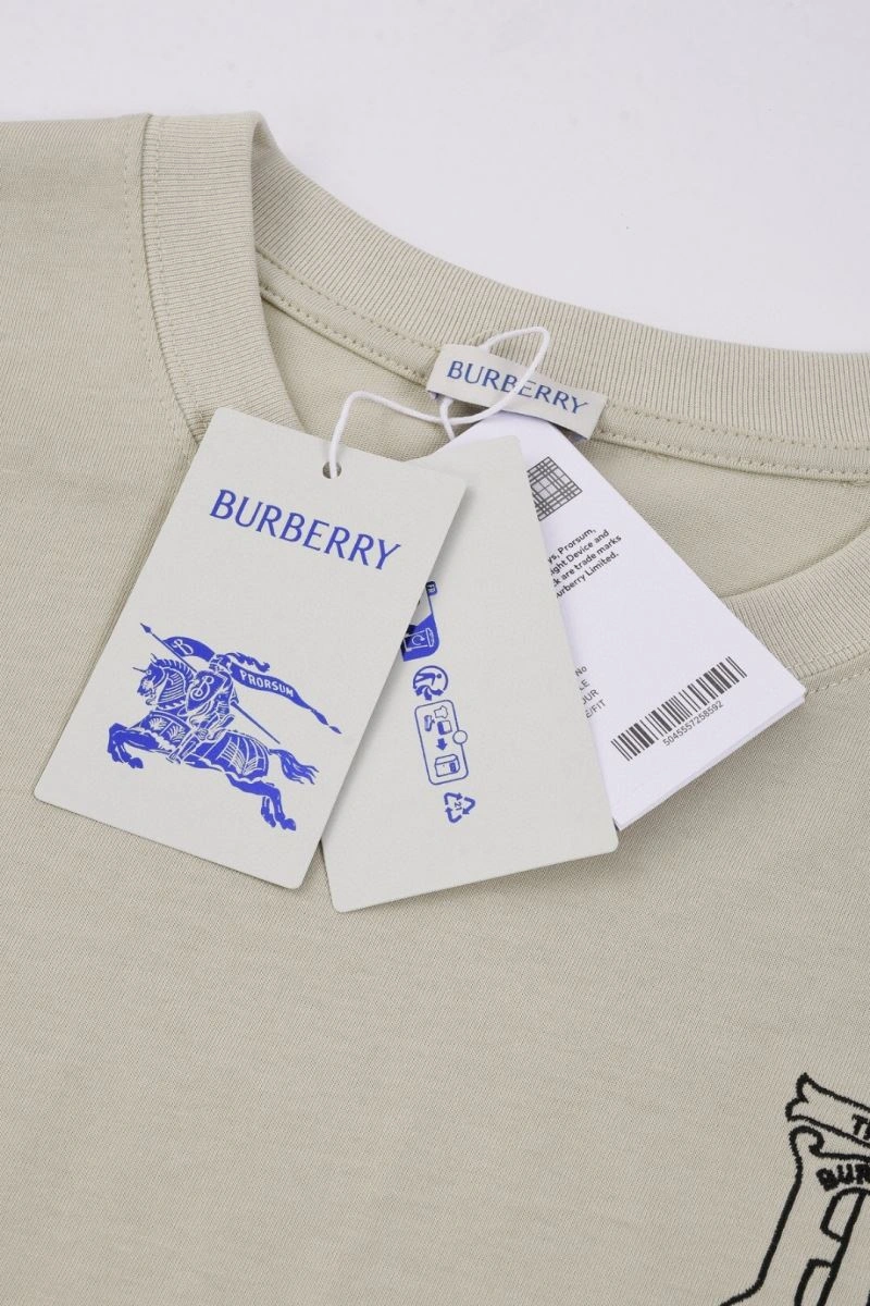 Burberry T-Shirts Versatile 102490