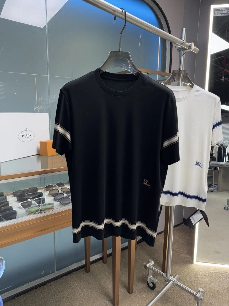 Burberry T-Shirts ModernLook 102477