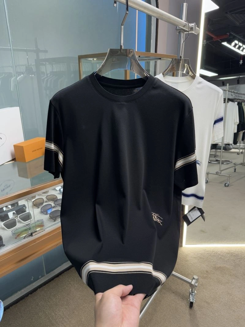 Burberry T-Shirts ModernLook 102477