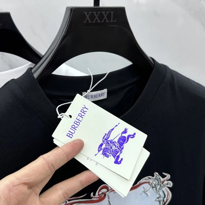 WellDesigned Burberry T-Shirts 102467