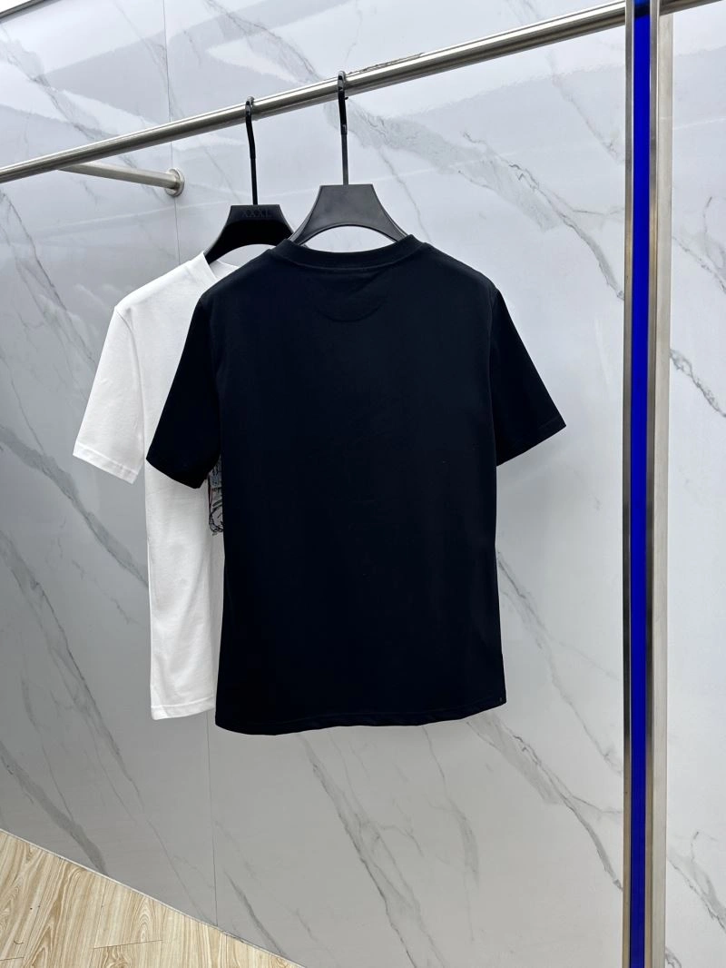 WellDesigned Burberry T-Shirts 102467