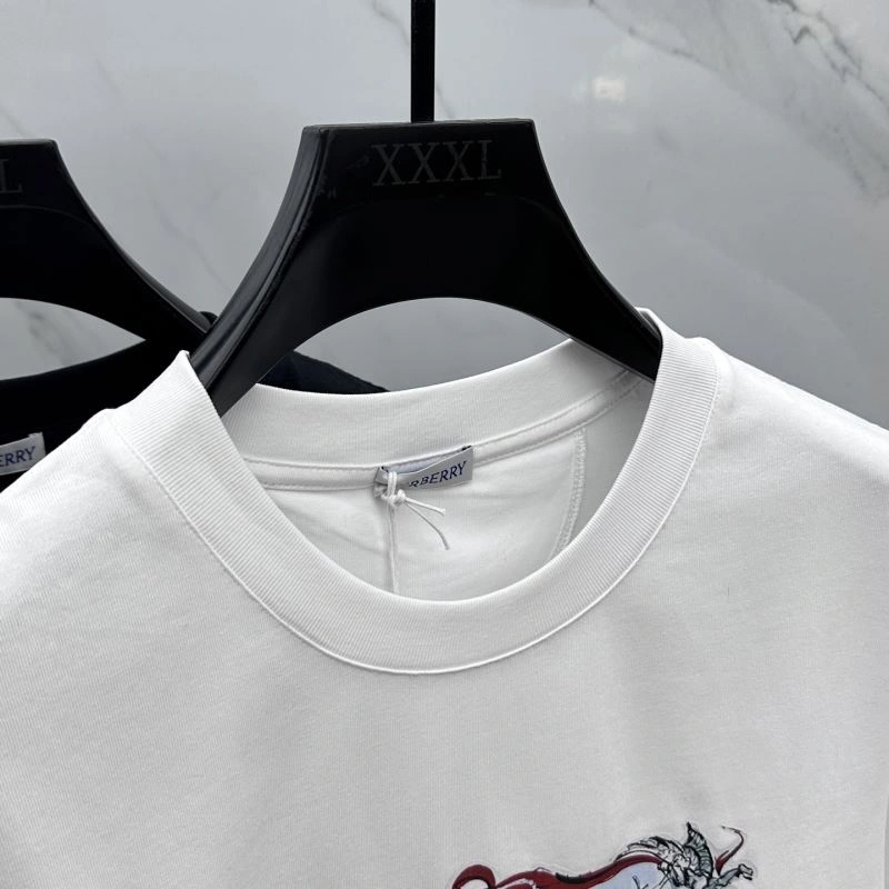 Burberry T-Shirts Versatile 102464