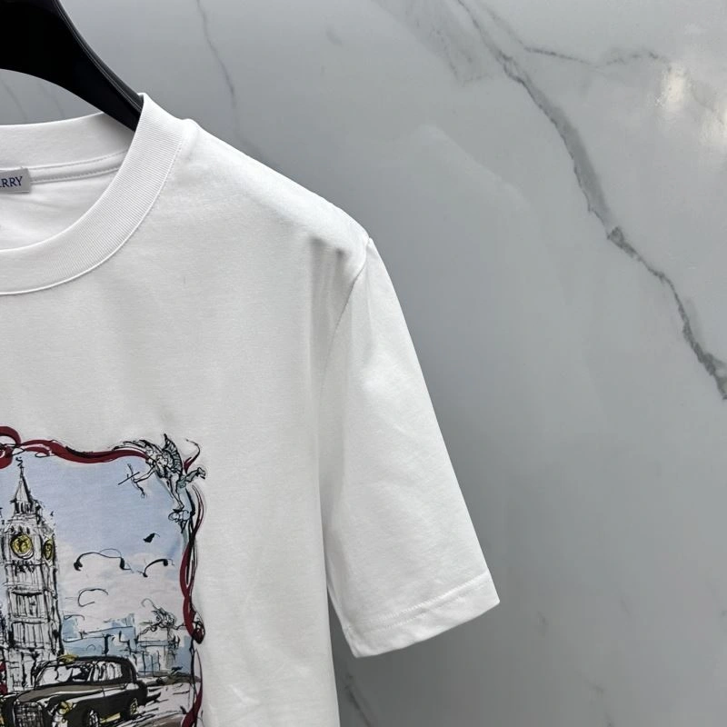Burberry T-Shirts Versatile 102464