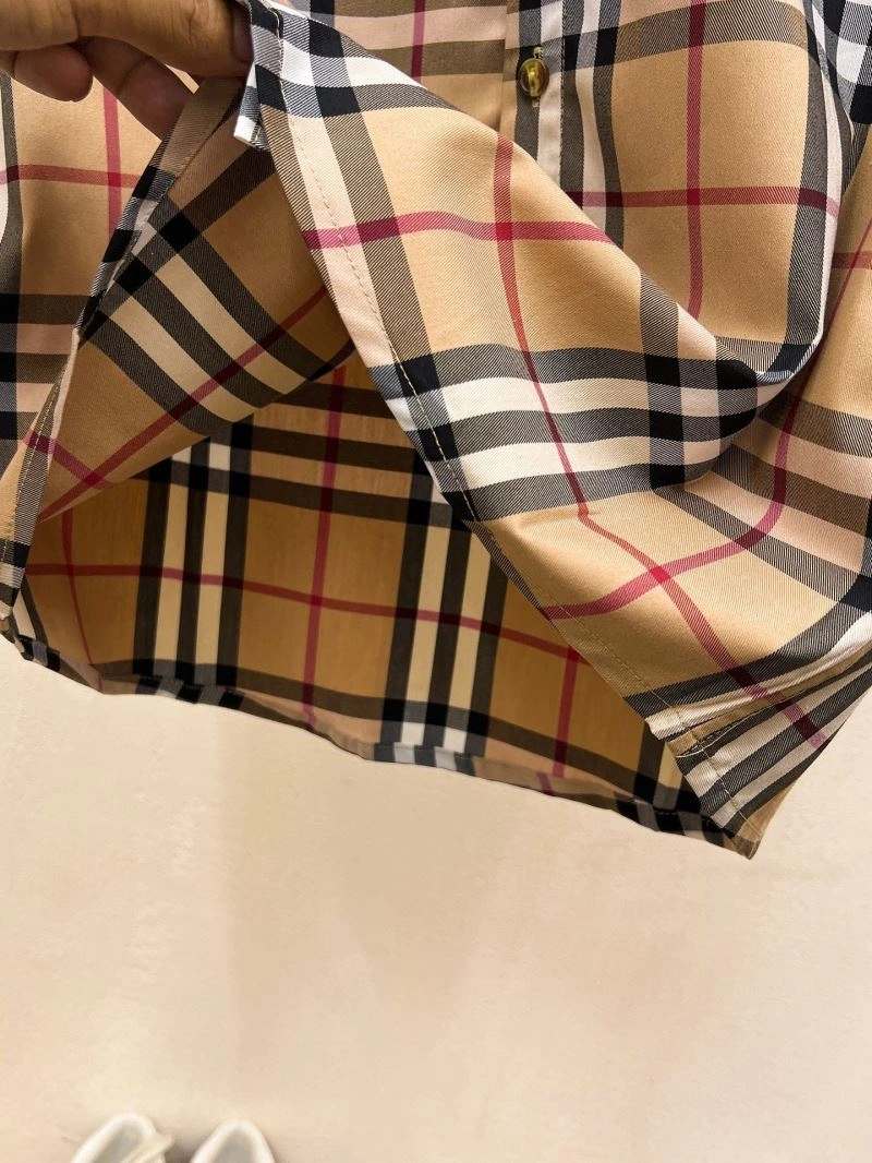 Flexible Burberry T-Shirts 102405