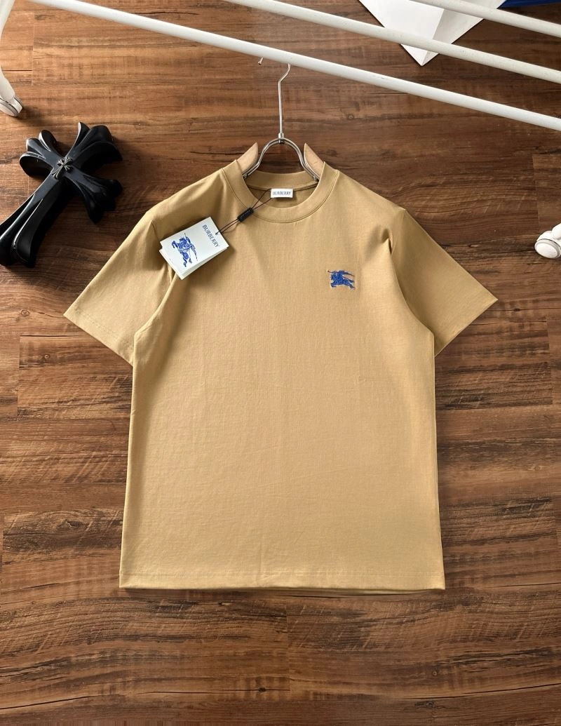 Tailored Burberry T-Shirts 102404