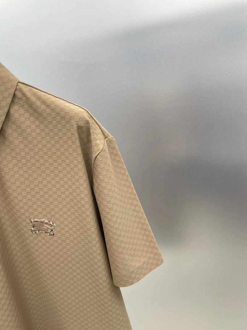 Snug Burberry T-Shirts 102354