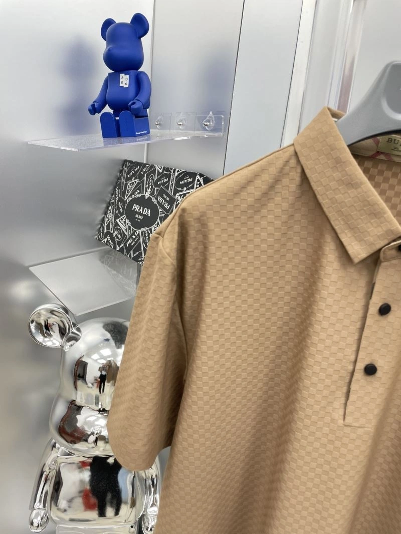 Snug Burberry T-Shirts 102354