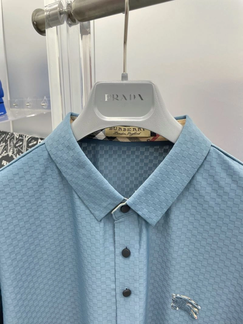 Unisex Burberry T-Shirts 102384
