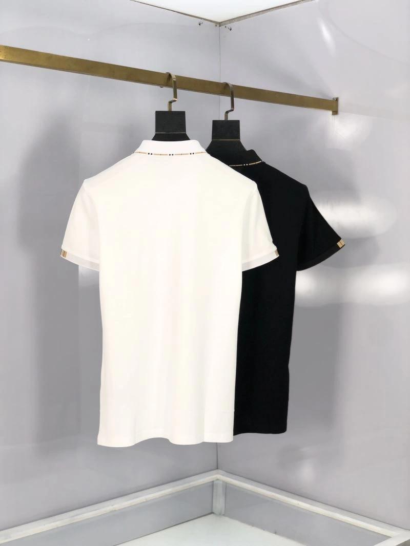 Minimalist Burberry T-Shirts 102035