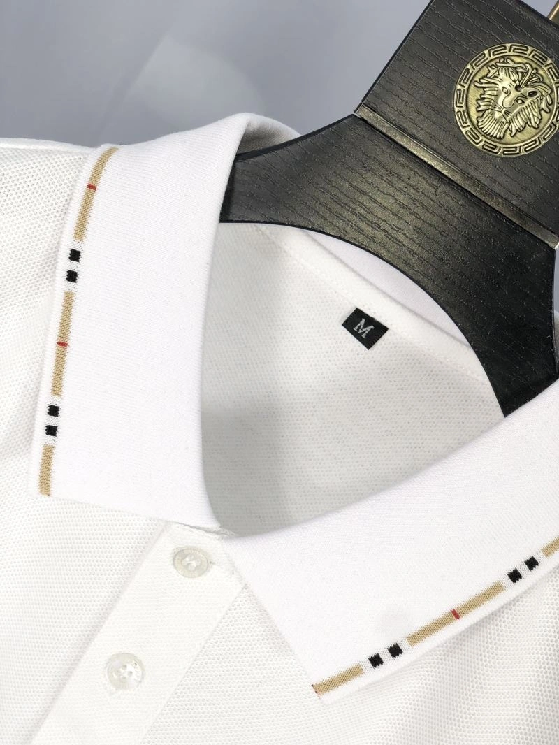 Minimalist Burberry T-Shirts 102035