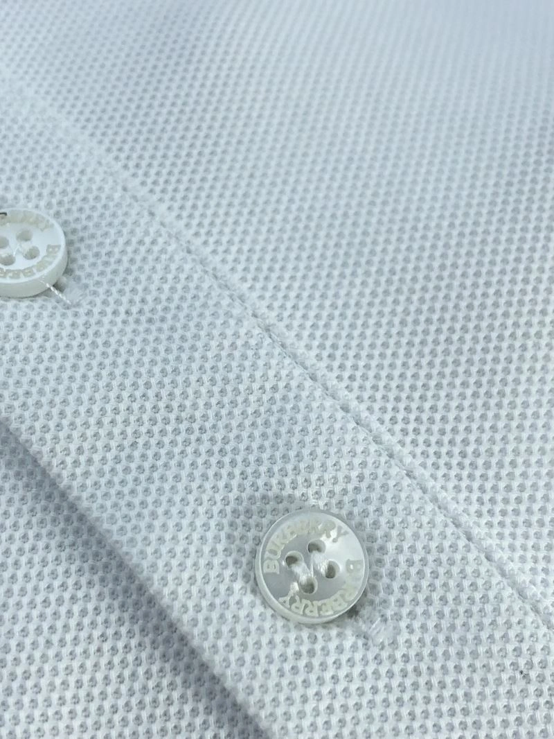Minimalist Burberry T-Shirts 102035