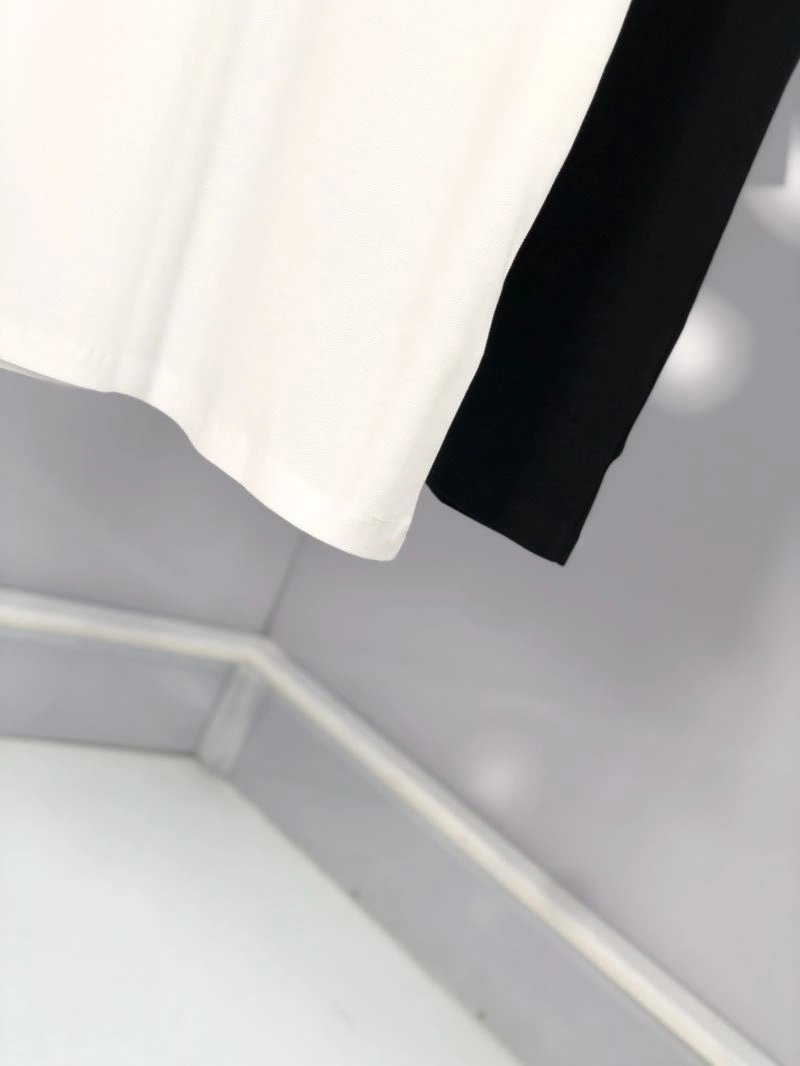 Burberry T-Shirts FashionForward 102010