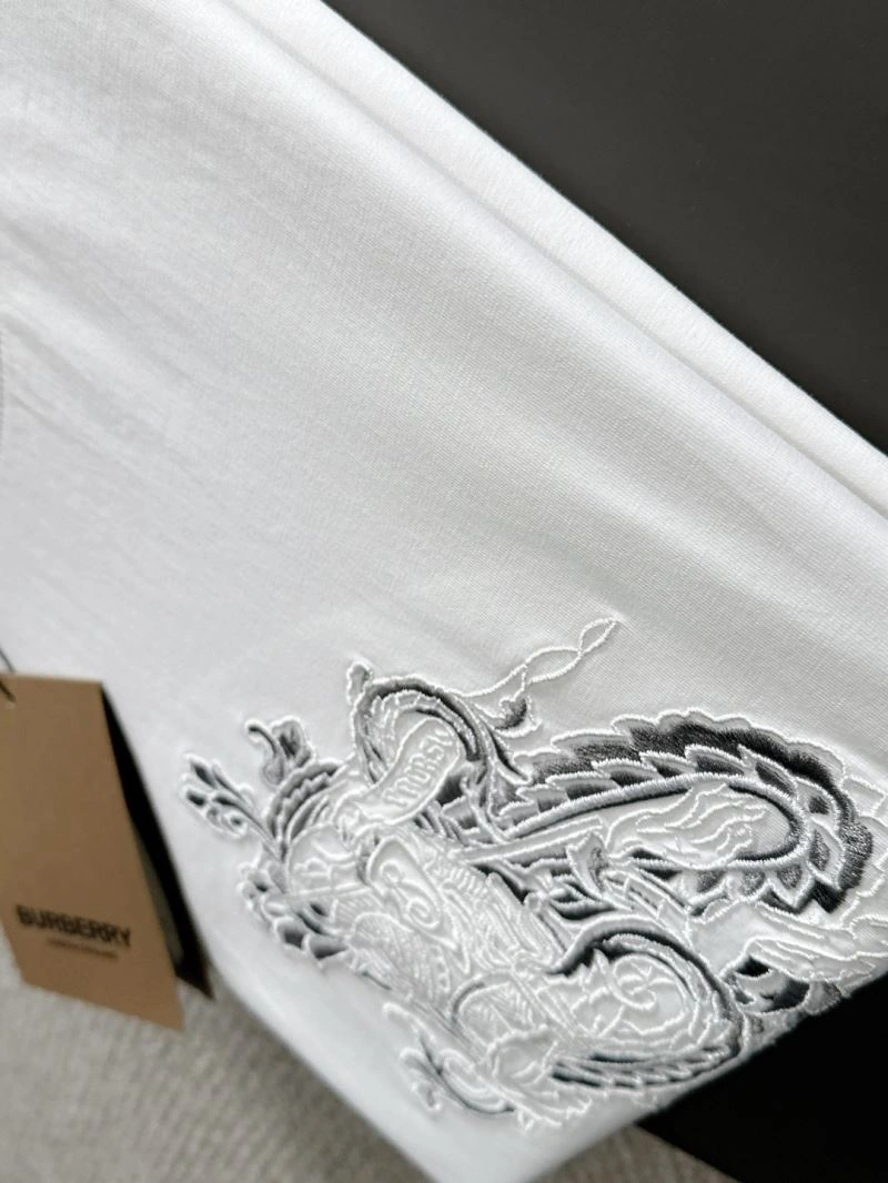 Burberry T-Shirts Breathable 102007