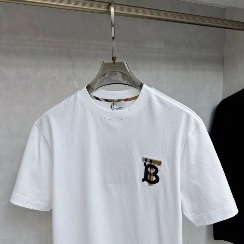 Burberry T-Shirts Sophisticated 101995