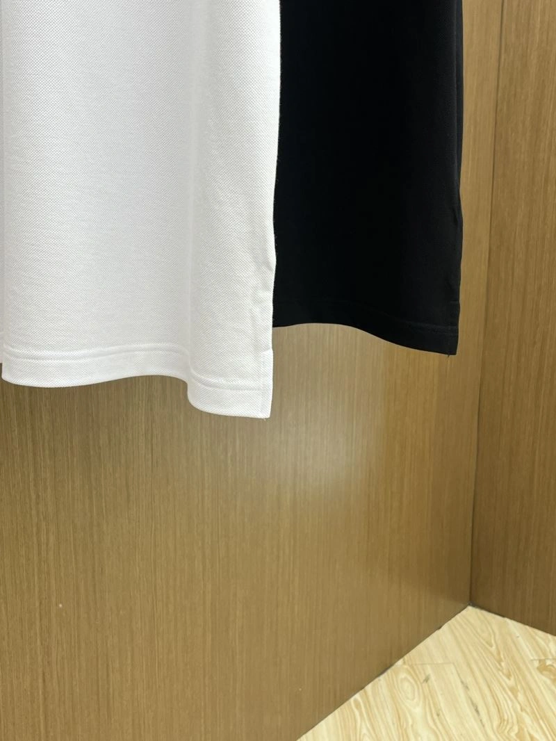 Burberry T-Shirts Versatile 101983