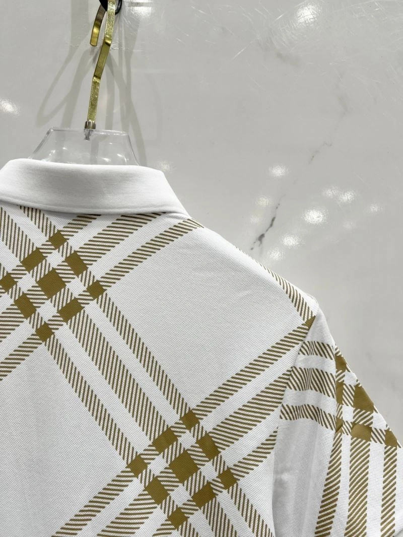 Compact Burberry T-Shirts 101964