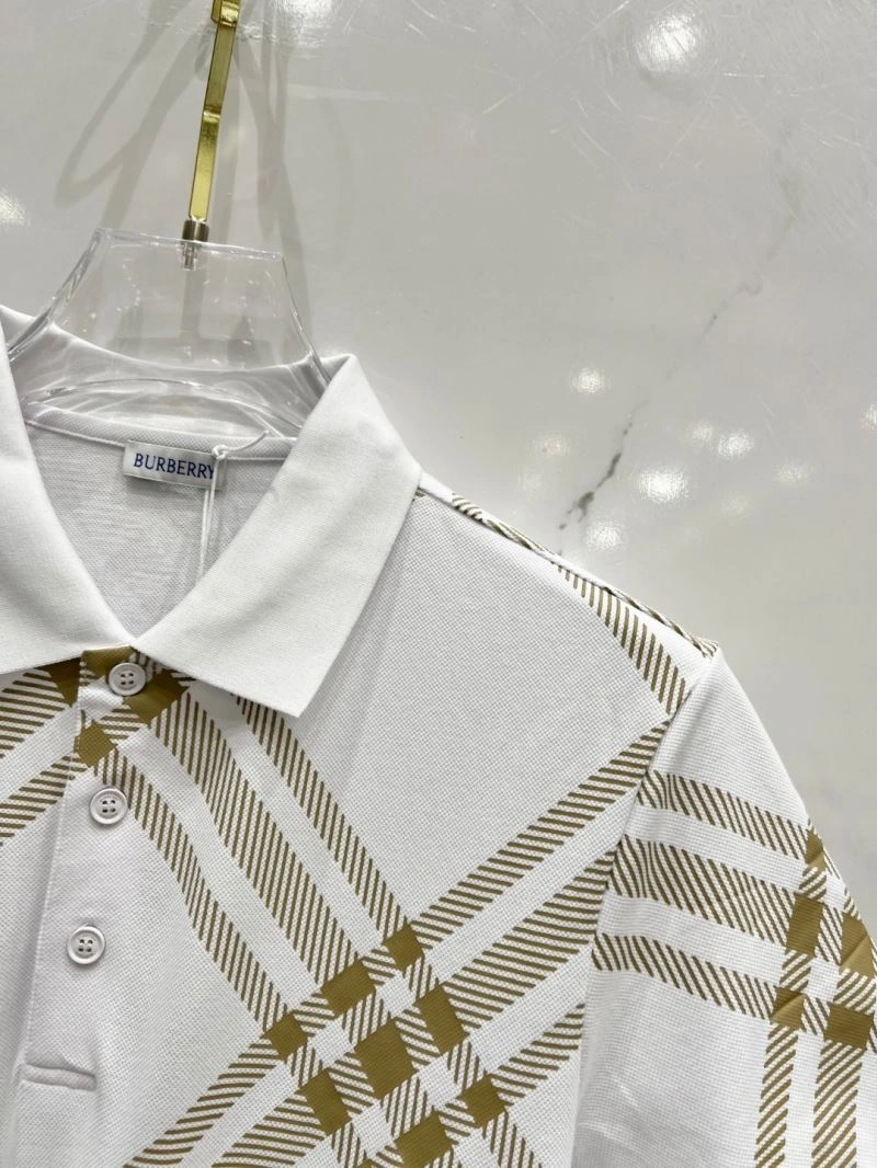 Compact Burberry T-Shirts 101964