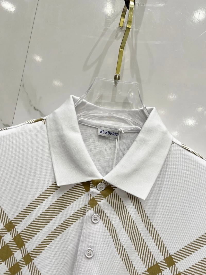 Compact Burberry T-Shirts 101964