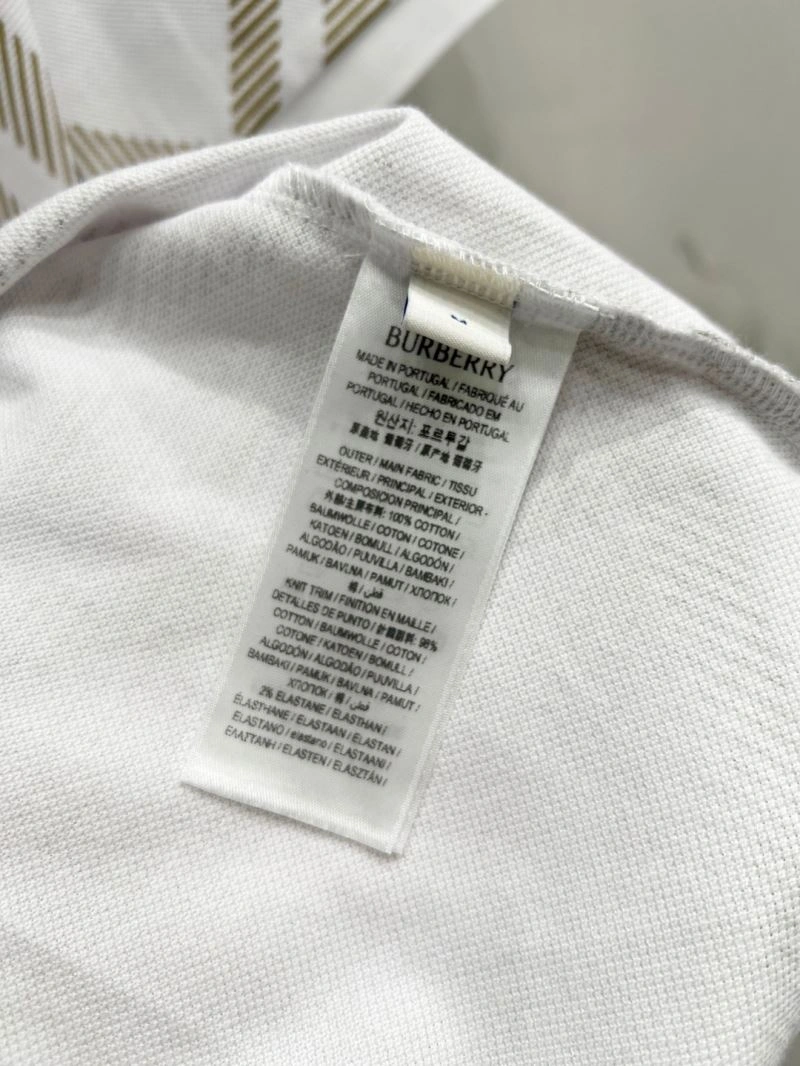 Compact Burberry T-Shirts 101964