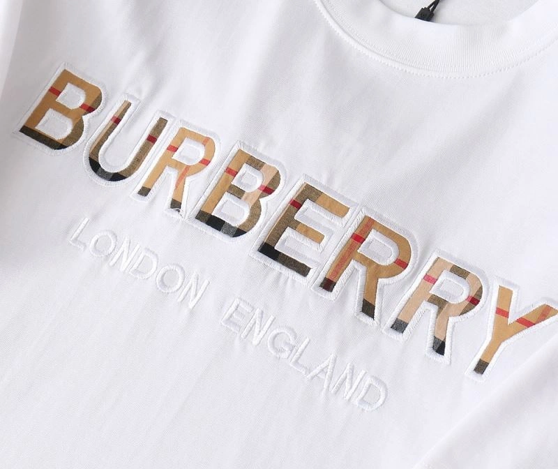 Tailored Burberry T-Shirts 101938