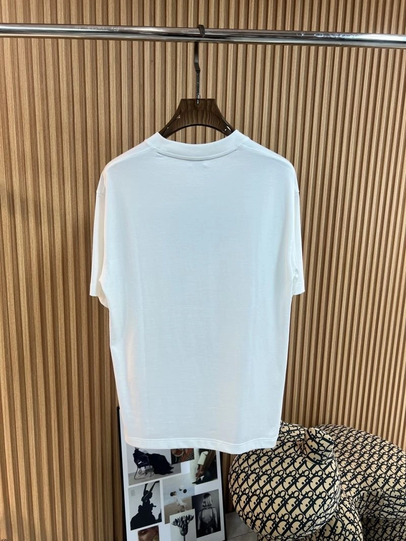 Versatile Burberry T-Shirts 101966