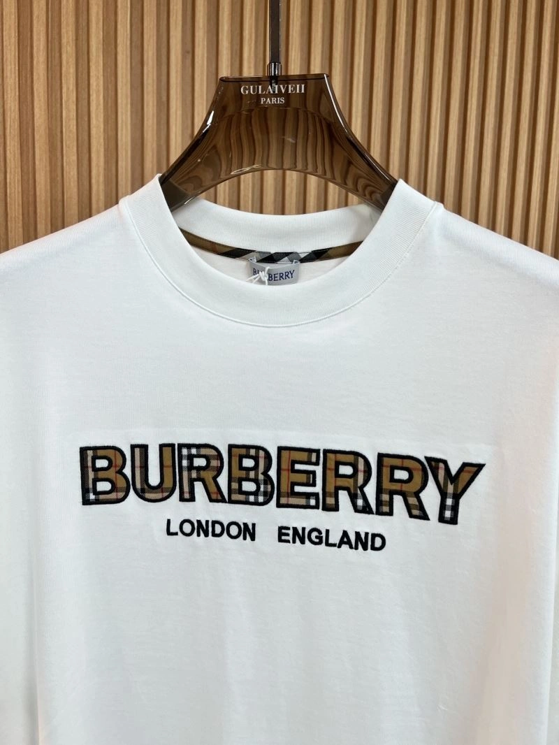 Versatile Burberry T-Shirts 101966