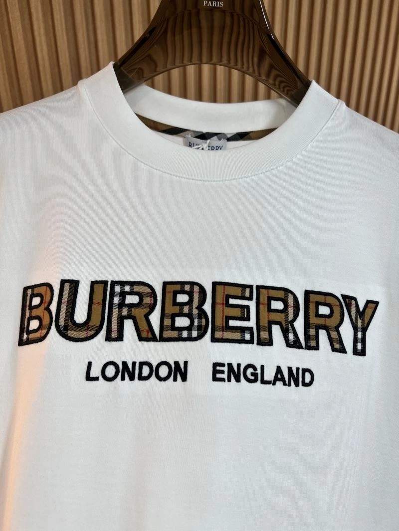 Versatile Burberry T-Shirts 101966