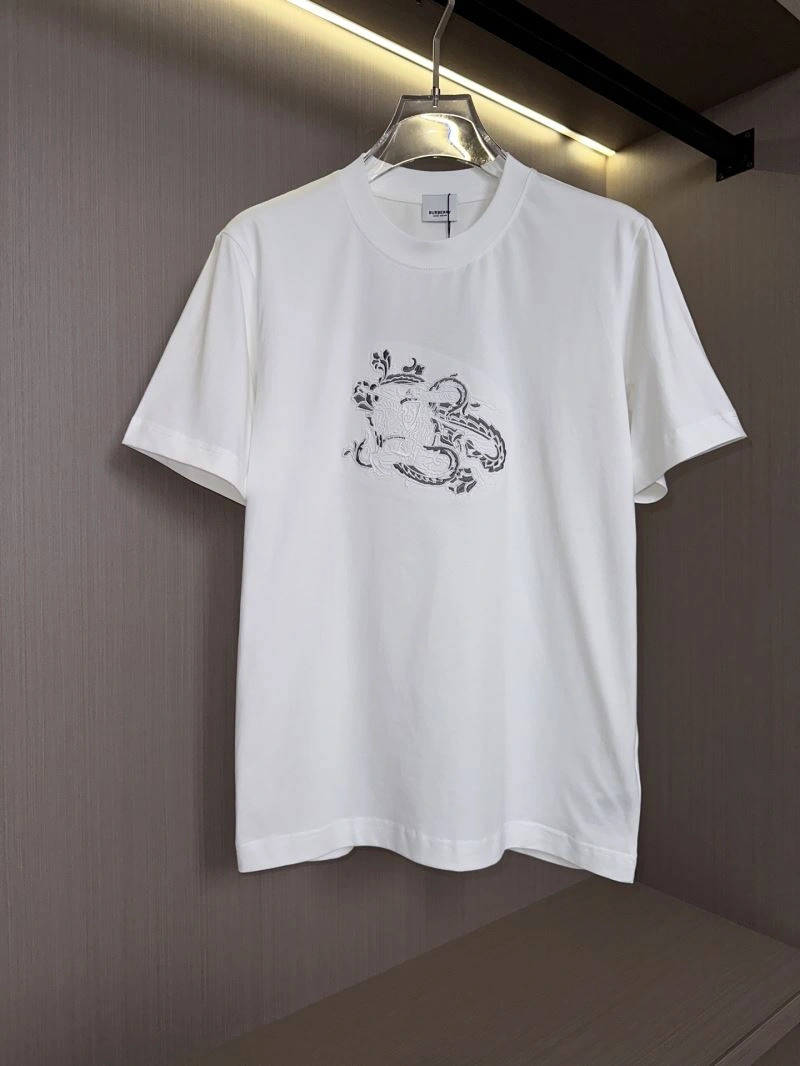 Versatile Burberry T-Shirts 101922