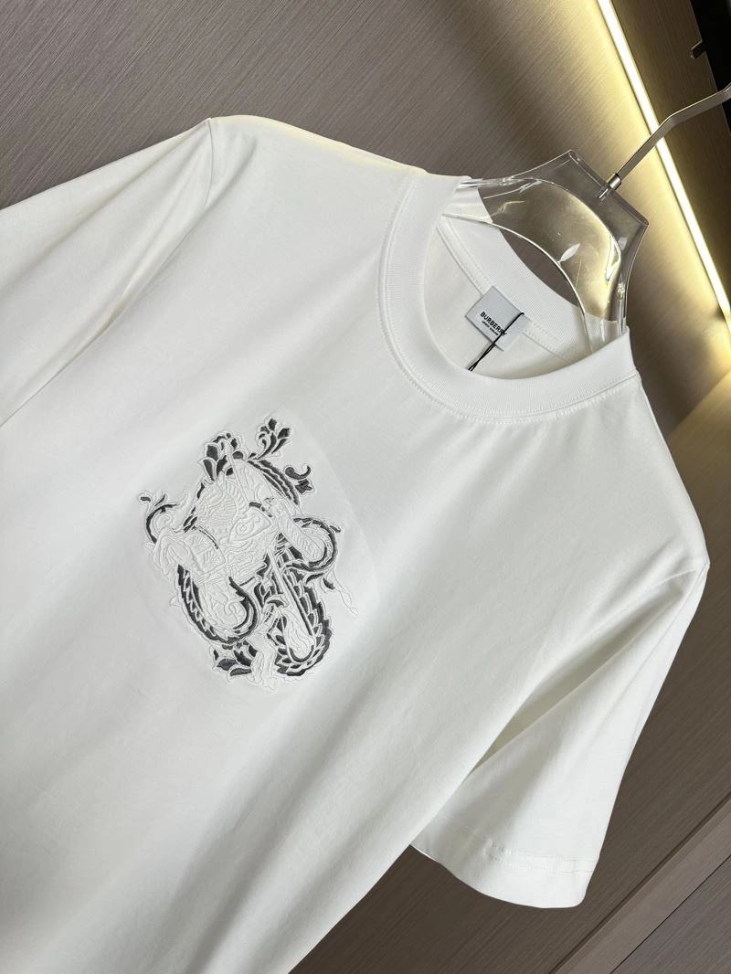 Versatile Burberry T-Shirts 101922