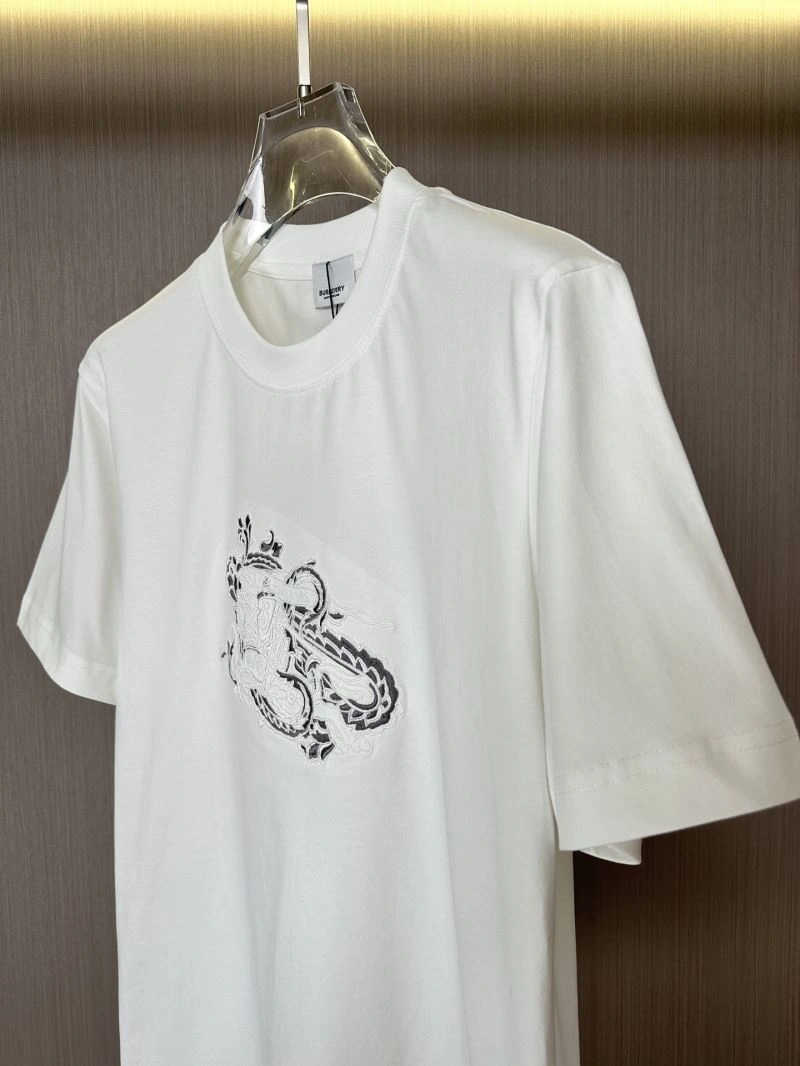 Versatile Burberry T-Shirts 101922