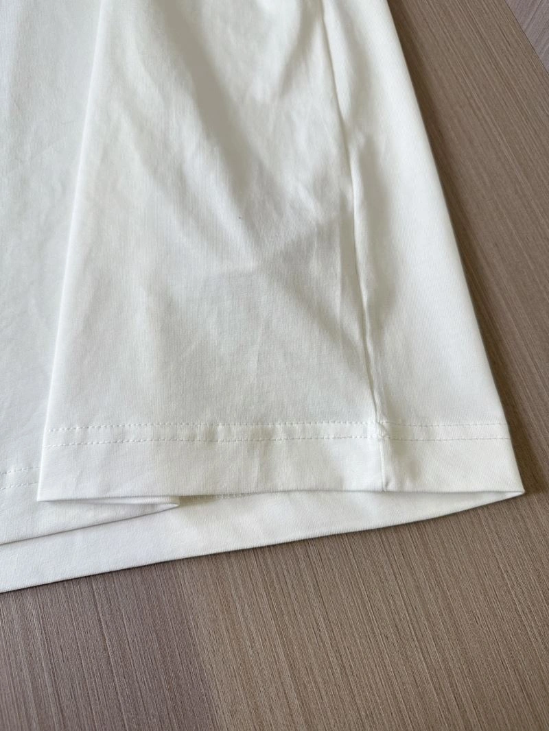 Versatile Burberry T-Shirts 101922