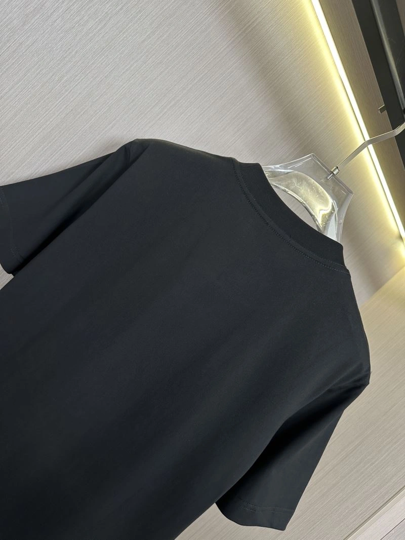 Burberry T-Shirts Unisex 101925