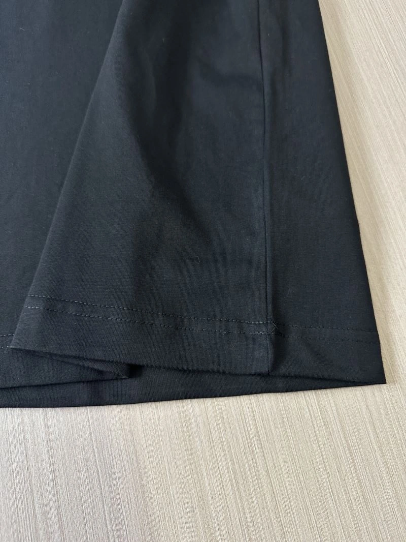 Burberry T-Shirts Unisex 101925