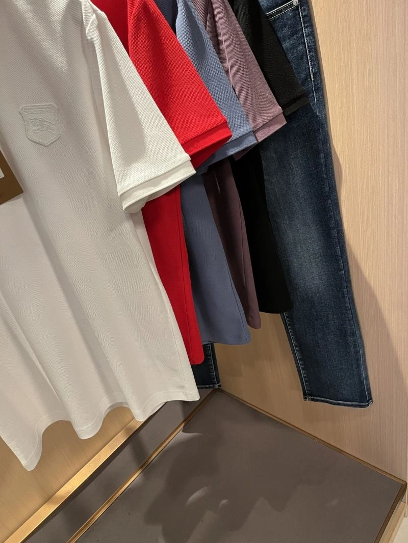 UrbanChic Burberry T-Shirts 101916