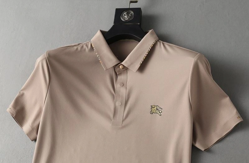 WellDesigned Burberry T-Shirts 101901